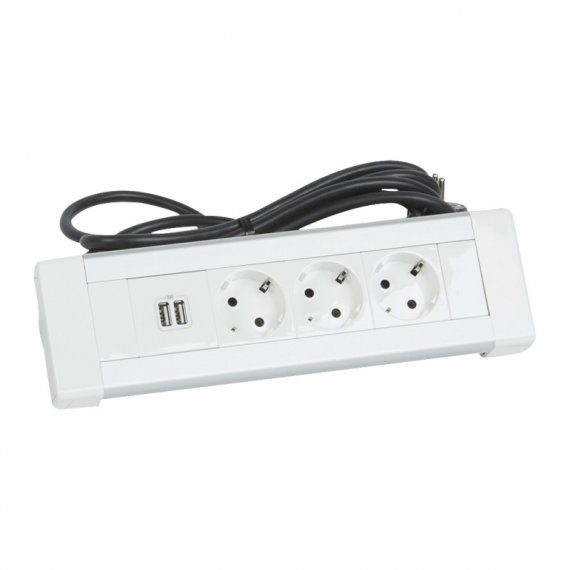 Фотография товара 'Legrand Настольный блок - 3x2К+3 + зарядное устройство 2хUSB - со шнуром 653562'
