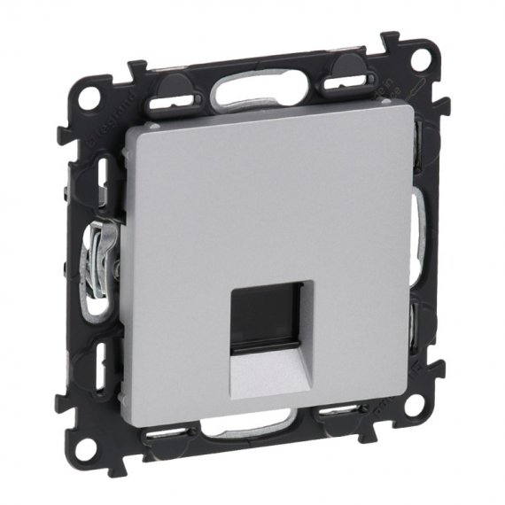 Фотография товара 'Legrand Valena LIFE Информационная розетка одиночная RJ45 Категория 6 UTP 753642'