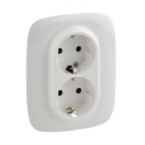 Фотография товара 'Legrand Valena ALLURE Силовая розетка двойная 2х2К+З 16А 250В с лицевой панелью 753726'