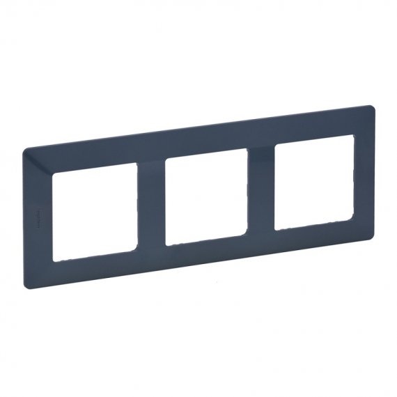 Фотография товара 'Legrand Valena LIFE Рамка универсальная 3-постовая 754093'