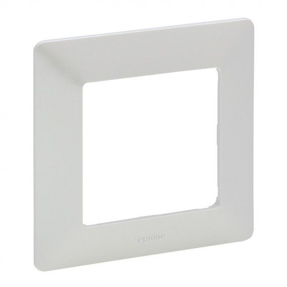 Фотография товара 'Legrand Valena LIFE Рамка универсальная 1-постовая 754141'