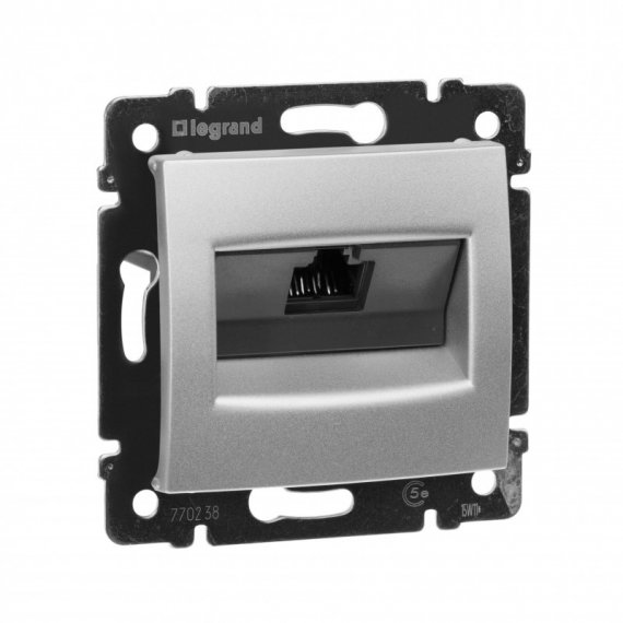 Фотография товара 'Legrand Информационная розетка - Valena - RJ45 - категория 5e - UTP - 1 выход - на винтах 770238'