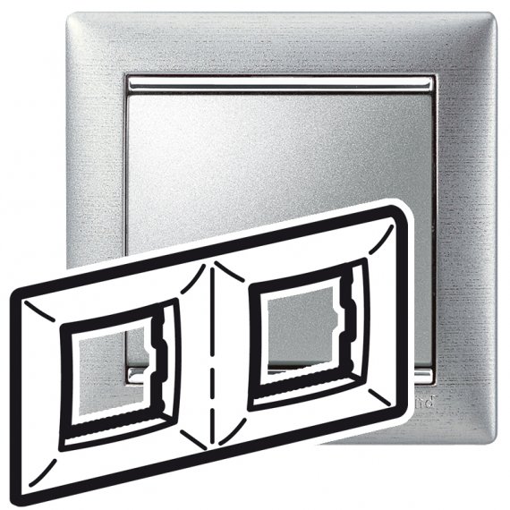 Фотография товара 'Legrand Valena Рамка 2-постовая 770332'