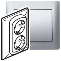 Фотография товара 'Legrand Двойная розетка - Galea Life - 2х2К+3 - винтовые клеммы 771330'