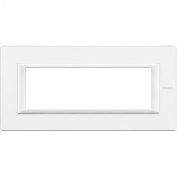 Фотография товара 'Legrand Axolute декоративные накладки прямоугольной формы 6 м HA4806HD'