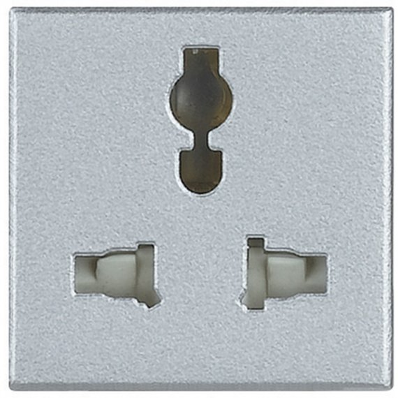 Фотография товара 'Legrand Livinglight Розетка HC4139'