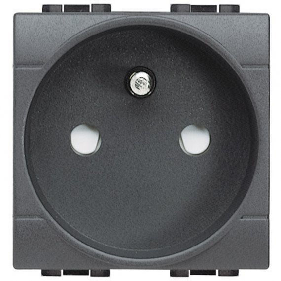 Фотография товара 'Legrand Розетка 2П + заземление 10А/16А 250В с защитными шторками 2 модуля L4142'