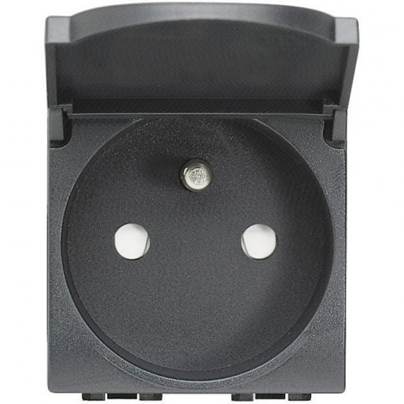 Фотография товара 'Legrand Розетка 2П + заземление 10А/16А 250В с крышкой L4145'