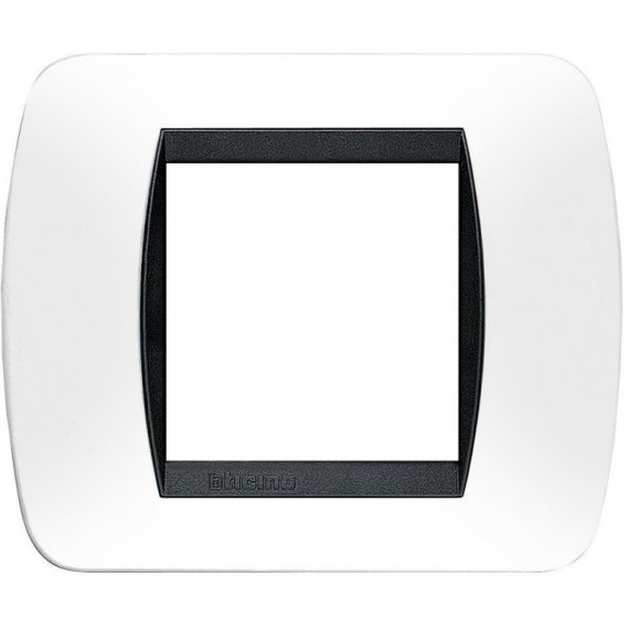 Фотография товара 'Legrand Накладка на 2 модуля L4802PB'