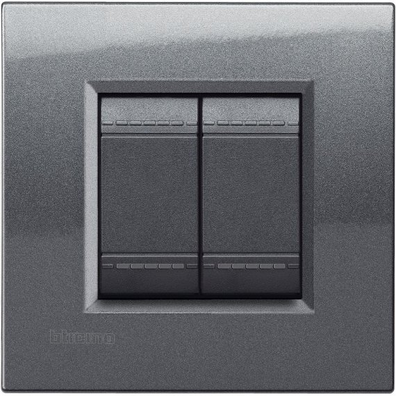 Фотография товара 'Legrand LivingLight Рамка, универсальная, 2 модуля LNA4802AC'