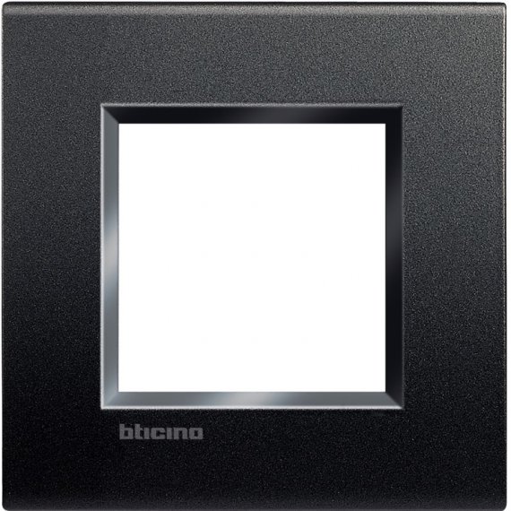 Фотография товара 'Legrand Livinglight Рамка прямоугольная, 1 пост LNA4802AR'