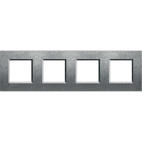 Фотография товара 'Legrand Livinglight Рамка прямоугольная, 4 поста LNA4802M4NA'