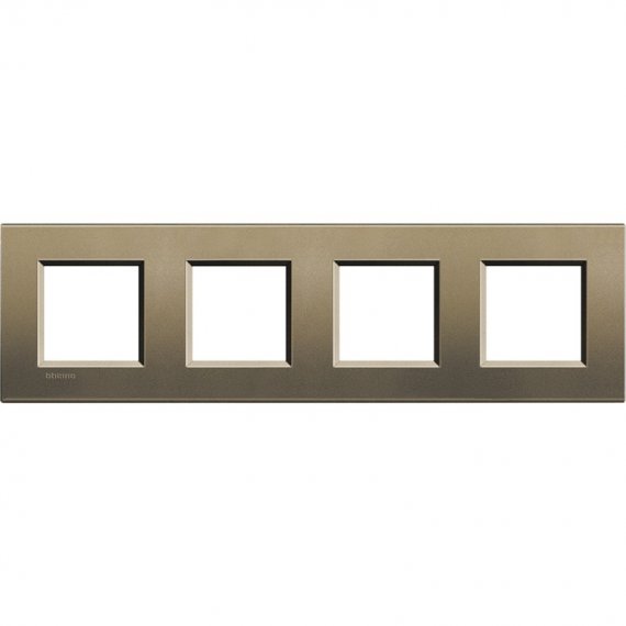 Фотография товара 'Legrand Livinglight Рамка прямоугольная, 4 поста LNA4802M4SQ'