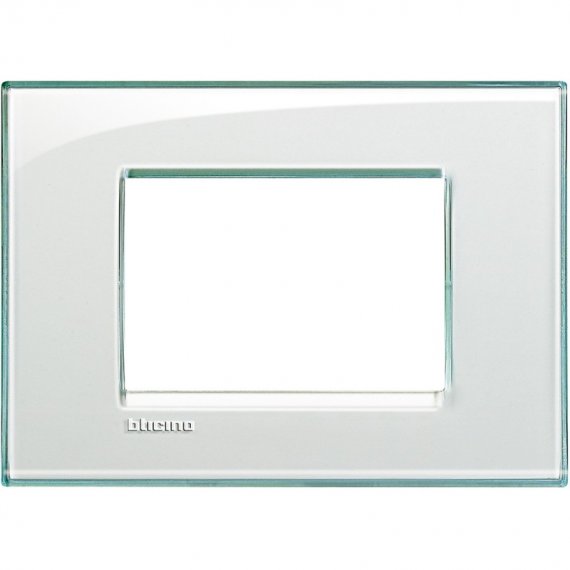 Фотография товара 'Legrand Livinglight Рамка прямоугольная, 3 модуля LNA4803KA'