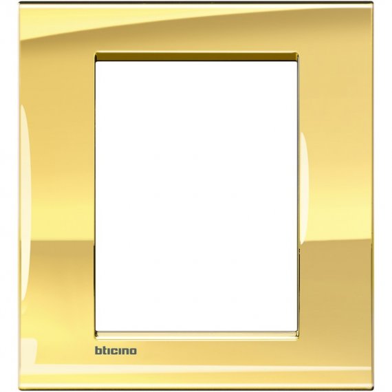 Фотография товара 'Legrand Livinglight Рамка прямоугольная, 3+3 модуля LNA4826OA'