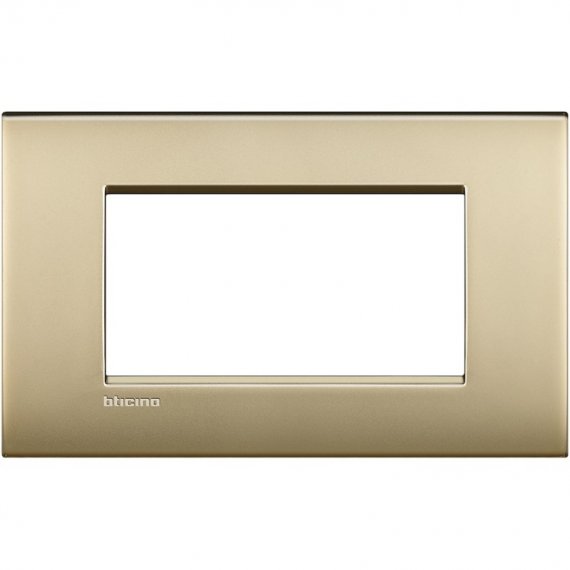 Фотография товара 'Legrand Livinglight Рамка AIR 4 модуля LNC4804OF'