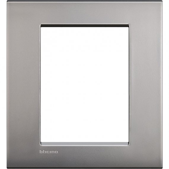 Фотография товара 'Legrand Livinglight Рамка AIR 3+3 модуля LNC4826NK'