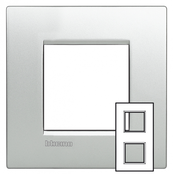 Фотография товара 'Legrand Livinglight рамка 2x2 модуля 71мм LNE4802M2TE'