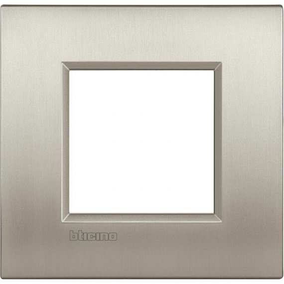 Фотография товара 'Legrand Livinglight Рамка Air, немецкий стандарт 2 модуля LNE4802TIS'