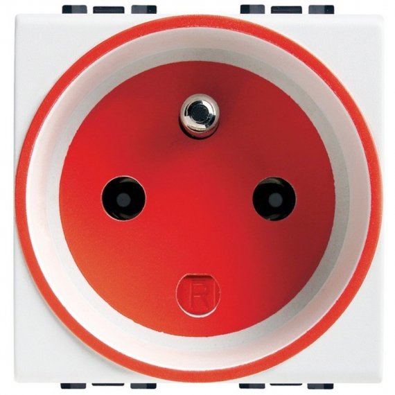 Фотография товара 'Legrand Розетка 2p Специальная N4146'