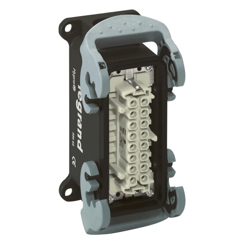 Фотография товара 'Legrand Розетка, выст.400В, 32А 16К+З 052662'