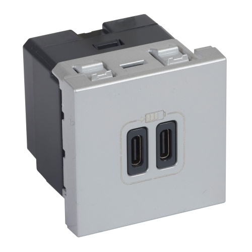 Фотография товара 'Legrand Mosaic Розетка 2xUSB-C для зарядки, 2 модуля 079390'