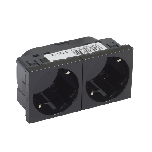 Фотография товара 'Legrand Розетка 2 x 2К+3 под углом 45° 079372'