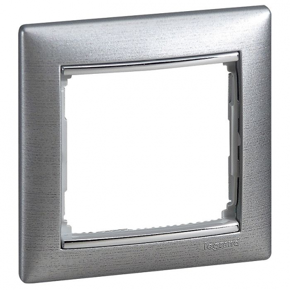 Фотография товара 'Legrand Valena Classic DIY Рамка 1 пост 694353'