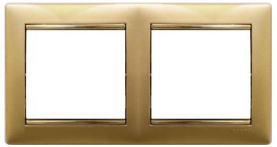Фотография товара 'Legrand Valena Classic DIY Рамка 2 поста, горизонтальная 694360'
