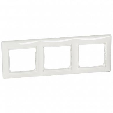 Фотография товара 'Legrand Valena Classic DIY Рамка 3 поста, горизонтальная 694242'