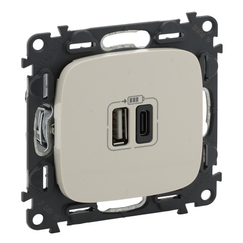 Фотография товара 'Legrand Valena ALLURE.Зарядное устройство 2 USB тип А-тип С 240В/5В 754966'