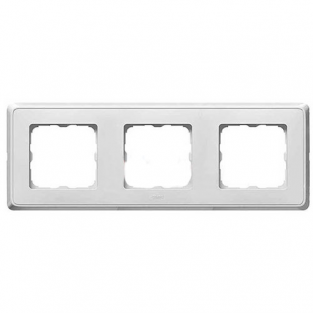 Фотография товара 'Legrand Рамка 3 поста Cariva 773683'