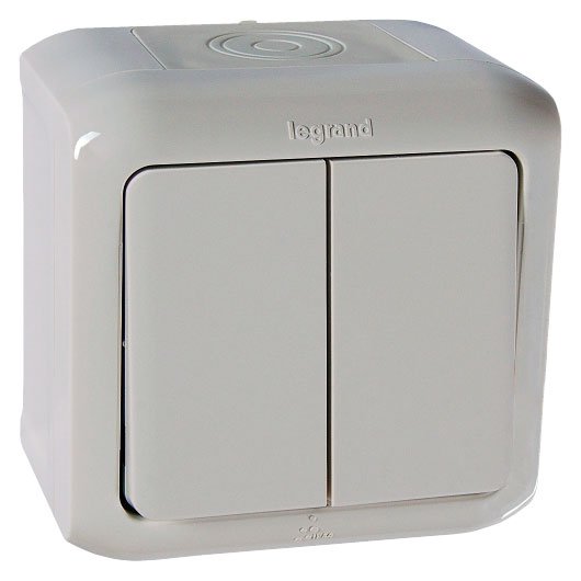 Фотография товара 'Legrand Выключатель 2-клавишный, 10А, IP44, Quteo 782332'