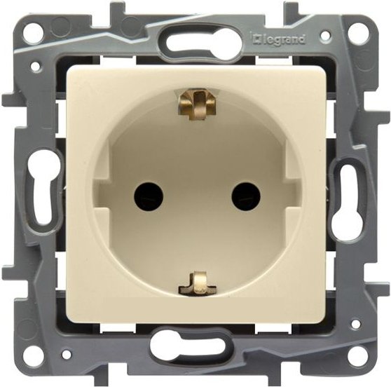 Фотография товара 'Legrand Модуль розетки 2К+З, 10AX, с винтовыми зажимами, немецкий стандарт ETIKA 672321'
