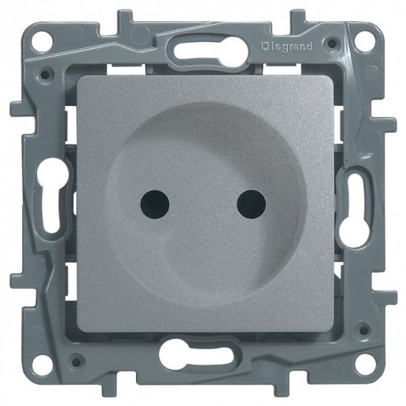 Фотография товара 'Legrand Модуль розетки 2К со шторками, 10AX, с винтовыми зажимами ETIKA 672434'