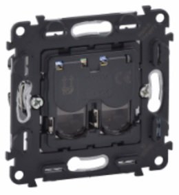 Фотография товара 'Legrand Механизм информационной розетки 2хRJ45, категория 6, UTP 753043'