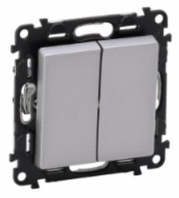 Фотография товара 'Legrand Модуль 2-клавишного выключателя Valena Life 752605'