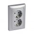 Фотография товара 'Legrand Valena Розетка 2X2К+З в сборе, со шторками, безвинтовая 770248'